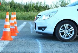 Как научиться чувствовать габариты автомобиля? в Оленегорске - start-avto51.ru | фото